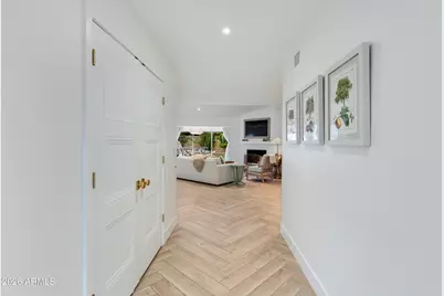 1106 E Wagon Wheel Drive, Phoenix, AZ 85020 - Photo 5