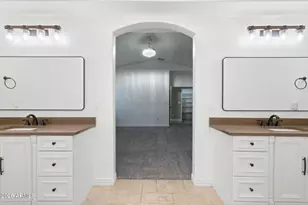 23828 N 97th Ave, Peoria, AZ 85383 - Photo 19