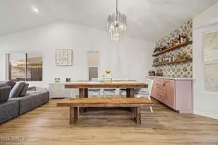 915 E Inca St, Mesa, AZ 85203 - Photo 5