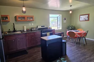 113 Cochise Dr, Bisbee, AZ 85603 - Photo 13