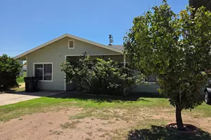 113 Cochise Dr, Bisbee, AZ 85603 - Photo 37