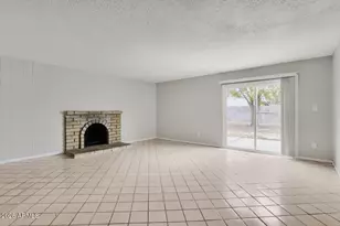 5515 N 72nd Ave, Glendale, AZ 85303 - Photo 7
