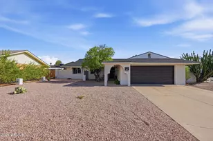 1703 E Laguna Dr, Tempe, AZ 85282 - Photo 73