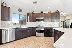11005 W Welk Dr, Sun City, AZ 85373 - Photo 13
