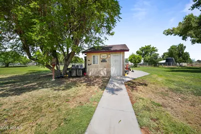 18004 W Yuma Road, Goodyear, AZ 85338 - Photo 29