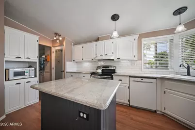 18004 W Yuma Road, Goodyear, AZ 85338 - Photo 11
