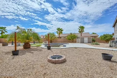 18508 W Acapulco Lane, Surprise, AZ 85388 - Photo 17