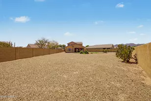 17922 W Lawrence Ln W, Waddell, AZ 85355 - Photo 11
