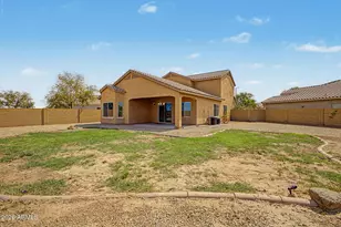 17922 W Lawrence Ln W, Waddell, AZ 85355 - Photo 13