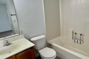 7801 N 44th Dr, Glendale, AZ 85301 - Photo 13
