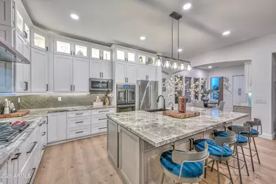 28638 N 68th Drive, Peoria, AZ 85383 - Photo 15