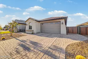 15130 W Moreland St, Goodyear, AZ 85338 - Photo 5