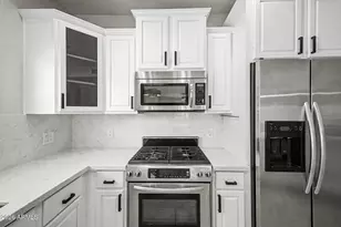 5350 E Deer Valley Dr, Phoenix, AZ 85054 - Photo 7