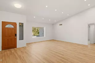 15221 North 42nd Pl, Phoenix, AZ 85032 - Photo 9