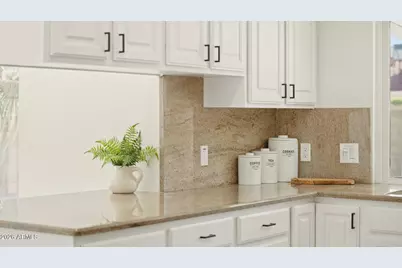 15221 N 42nd Place, Phoenix, AZ 85032 - Photo 17