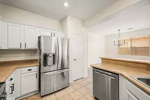 39508 N Prairie Ln, Anthem, AZ 85086 - Photo 11