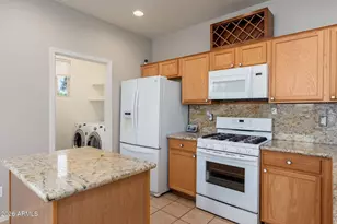 19121 N Ventana Ln, Maricopa, AZ 85138 - Photo 7
