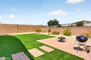 17432 W Laurie Ln, Waddell, AZ 85355 - Photo 23
