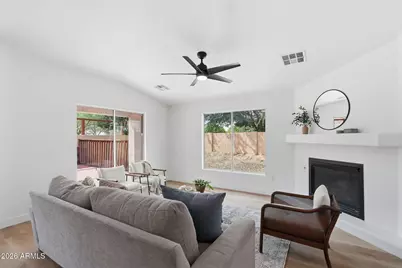 7234 W Vista Avenue, Glendale, AZ 85303 - Photo 5