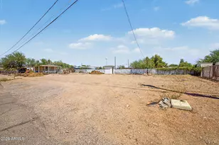 449 S Ocotillo Dr, Apache Junction, AZ 85120 - Photo 1