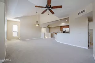 20660 N 40th St, Phoenix, AZ 85050 - Photo 13