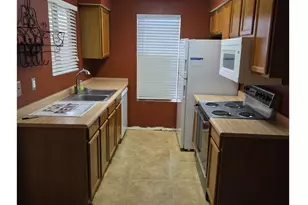 10610 S 48th St, Phoenix, AZ 85044 - Photo 11