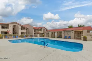10610 S 48th St, Phoenix, AZ 85044 - Photo 7