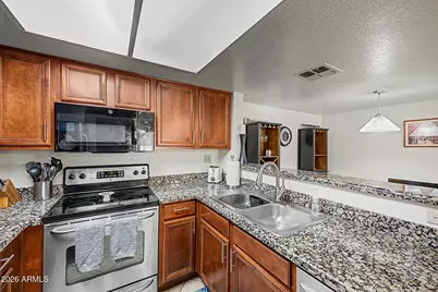 5757 W Eugie Avenue #1026, Glendale, AZ 85304 - Photo 7