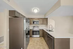 3110 E Cottonwood Ln, Phoenix, AZ 85048 - Photo 19
