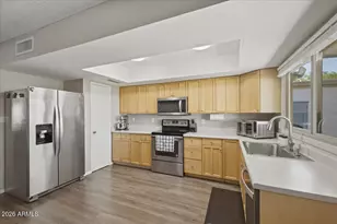 2132 E Minton Dr, Tempe, AZ 85282 - Photo 3