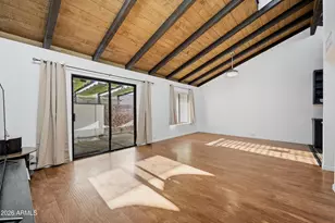 2810 E Glenrosa Ave, Phoenix, AZ 85016 - Photo 9