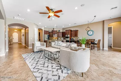 417 E Summerside Road, Phoenix, AZ 85042 - Photo 5