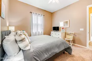 417 E Summerside Rd, Phoenix, AZ 85042 - Photo 17