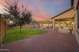 9102 W White Feather Ln, Peoria, AZ 85383 - Photo 3