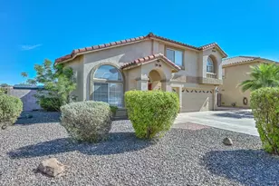 15872 W Calavar Rd, Surprise, AZ 85379 - Photo 3