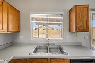 8904 W Edgemont Avenue, Phoenix, AZ 85037 - Photo 9