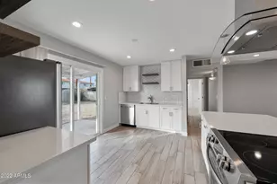 402 N 73rd St, Scottsdale, AZ 85257 - Photo 9