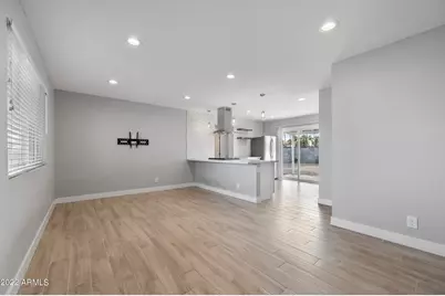 402 N 73rd Street, Scottsdale, AZ 85257 - Photo 3