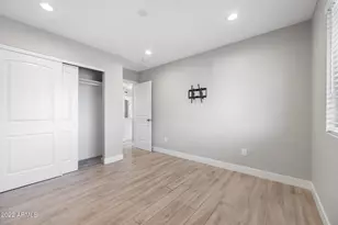 402 N 73rd St, Scottsdale, AZ 85257 - Photo 15