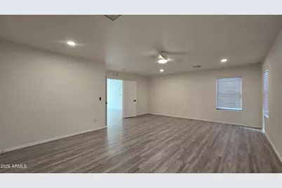 638 E Springfield Place, Chandler, AZ 85286 - Photo 17