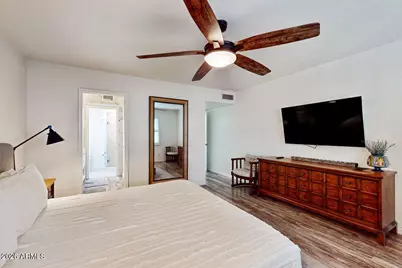 7643 E Sandalwood Drive, Scottsdale, AZ 85250 - Photo 11