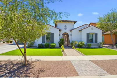 3153 E Red Oak Court, Gilbert, AZ 85297 - Photo 1