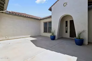 3153 E Red Oak Ct, Gilbert, AZ 85297 - Photo 5