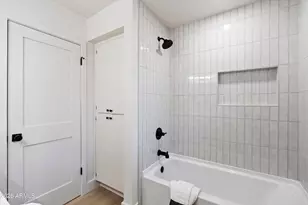 1019 E Watson Dr, Tempe, AZ 85283 - Photo 25
