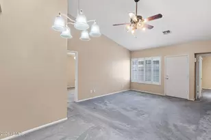 4449 E Vineyard Rd, Phoenix, AZ 85042 - Photo 15