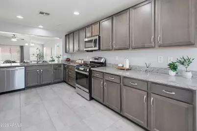 18424 W Getty Drive, Goodyear, AZ 85338 - Photo 11