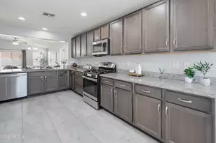 18424 W Getty Dr, Goodyear, AZ 85338 - Photo 11