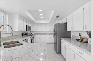 9602 E Sherwood Way, Sun Lakes, AZ 85248 - Photo 11