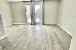 2289 E Aster Dr, Chandler, AZ 85286 - Photo 9