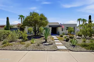 3529 E Cannon Dr, Phoenix, AZ 85028 - Photo 1